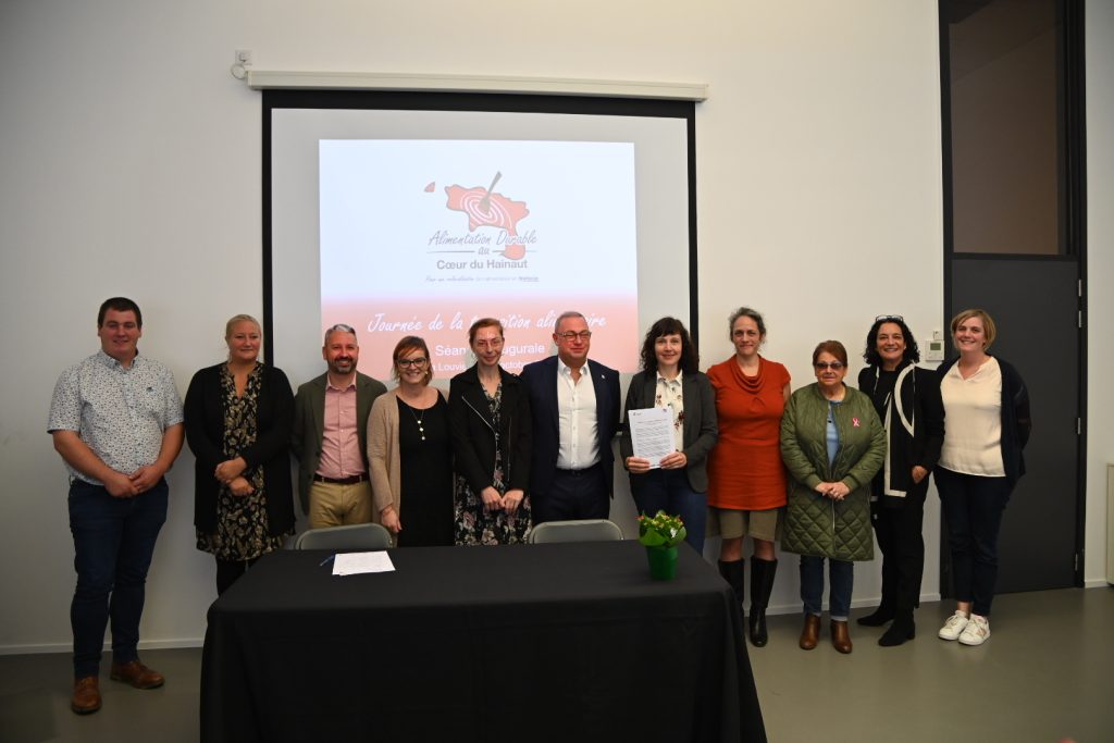 Signature d'une charte vers un système alimentaire durable