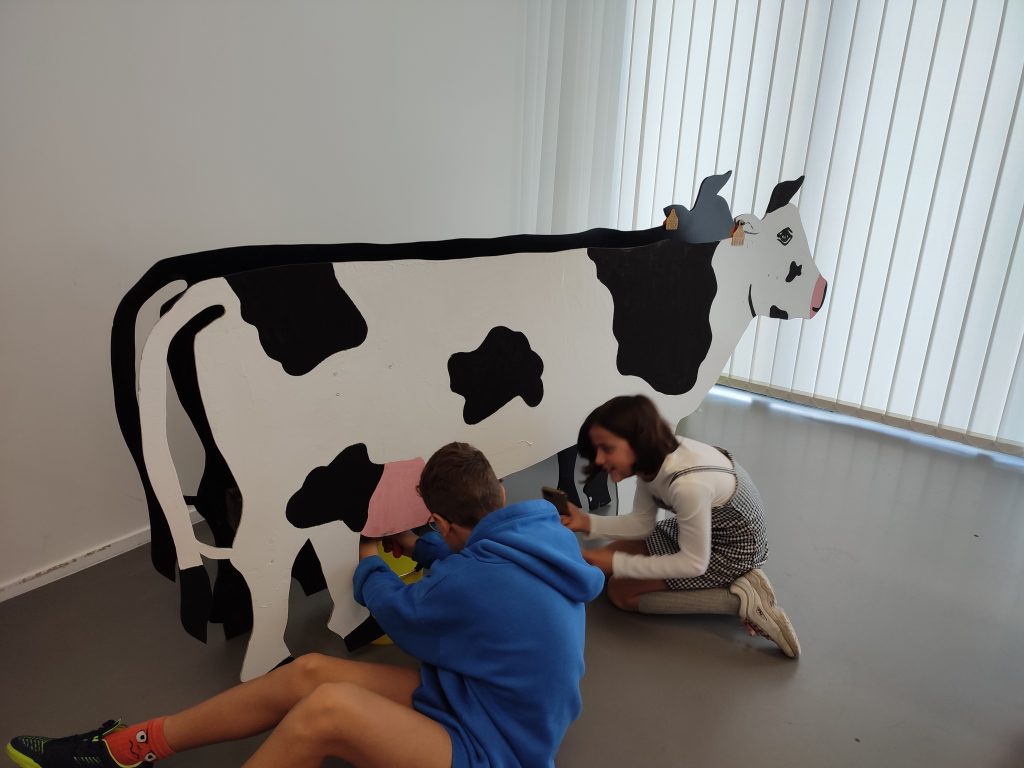 Activités et jeux didactiques aux enfants